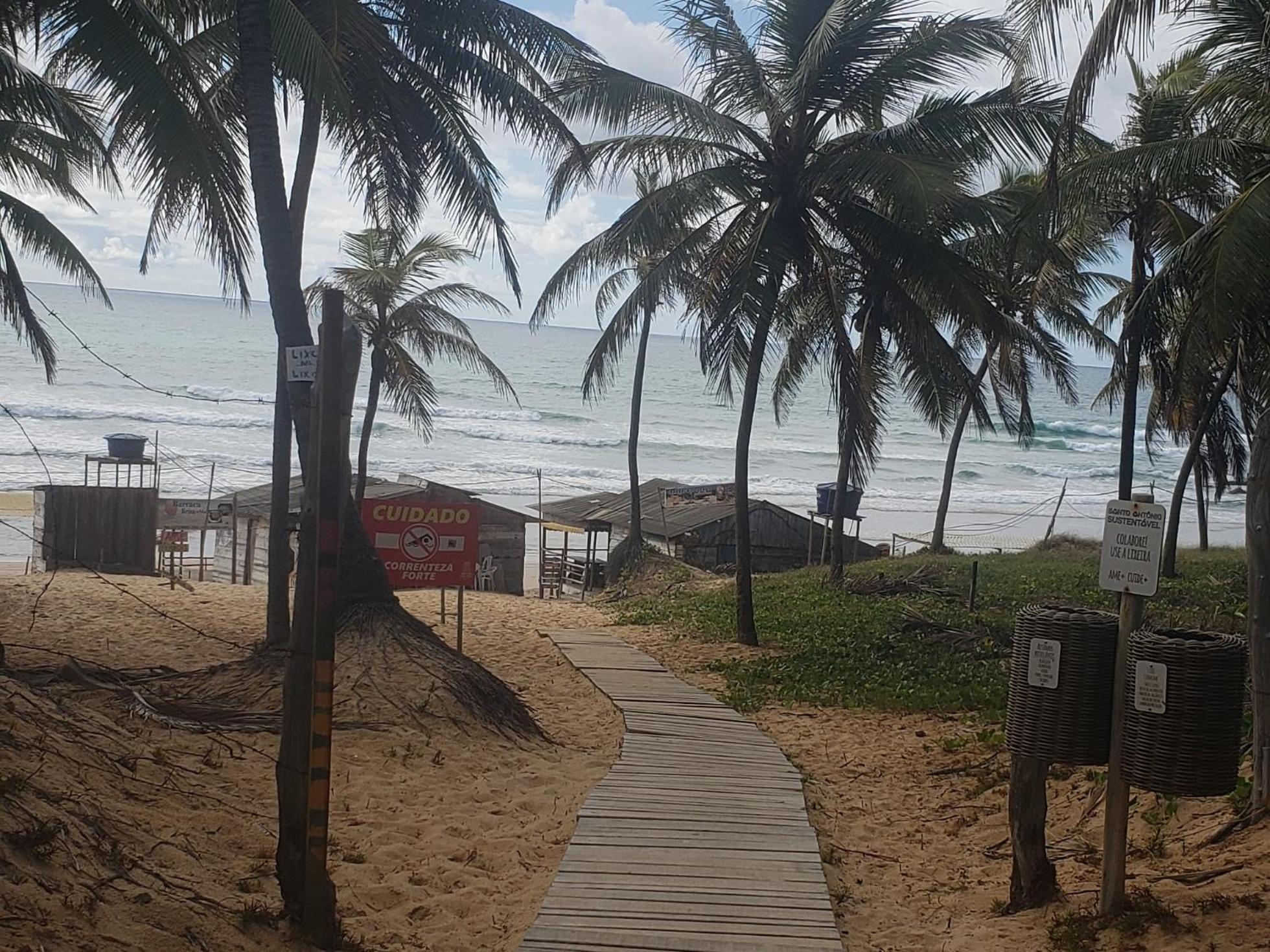 Estrela Antonia - Praia De Santo Antonio Mata de Sao Joao Buitenkant foto
